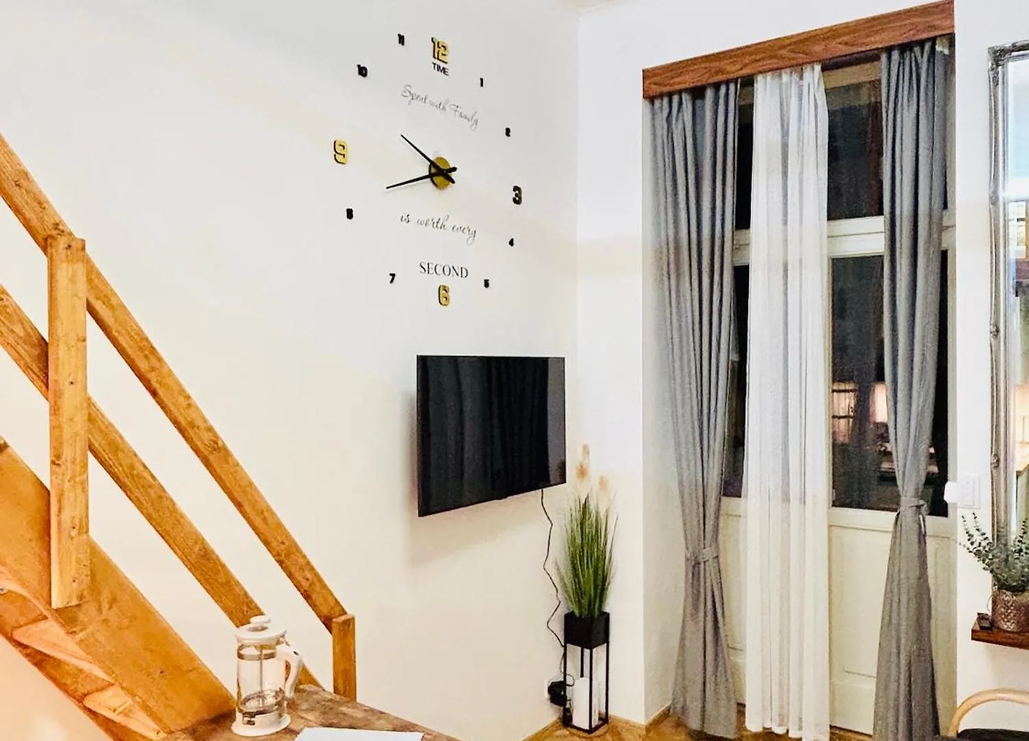 Cozy Design Homestay With Terrace Prága Apartman